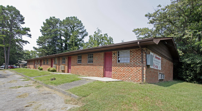 1905 Park St NE in Cleveland, TN - Building Photo - Building Photo