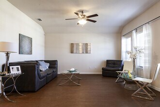 14569 Gorge Dr in Dallas, TX - Building Photo - Building Photo