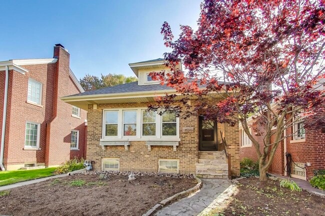 1020 Harvard Terrace in Evanston, IL - Building Photo - Building Photo