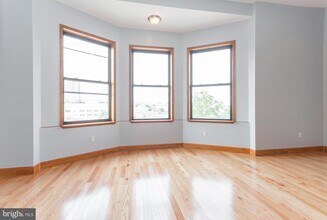 1338 W Girard Ave-Unit -3B in Philadelphia, PA - Foto de edificio - Building Photo
