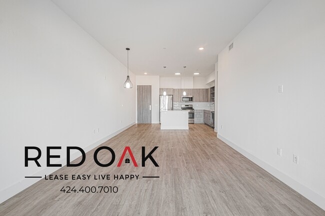 property at 1331 W 7th St