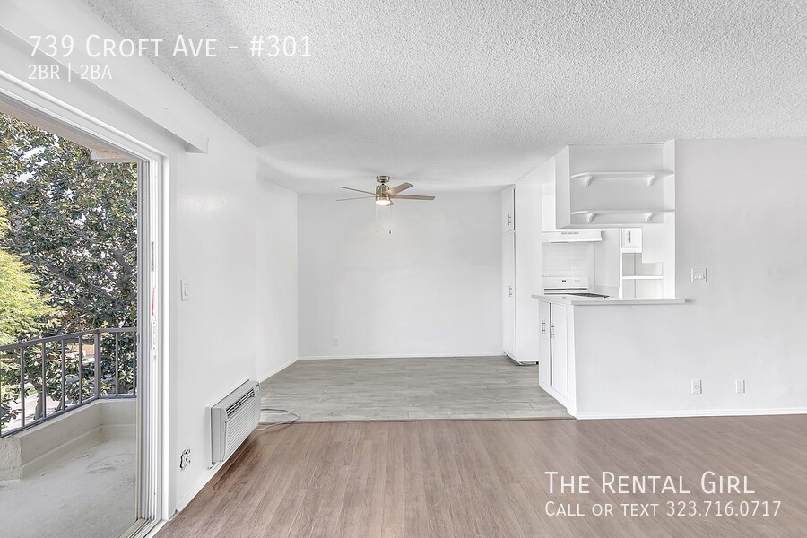 739 Croft Ave-Unit -#301 in Los Angeles, CA - Building Photo
