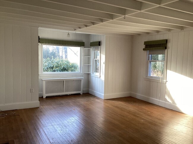 13488 Monterey Ln in Blue Ridge Summit, PA - Building Photo - Building Photo