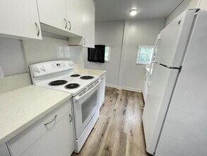 2432 Waolani Ave in Honolulu, HI - Building Photo - Building Photo