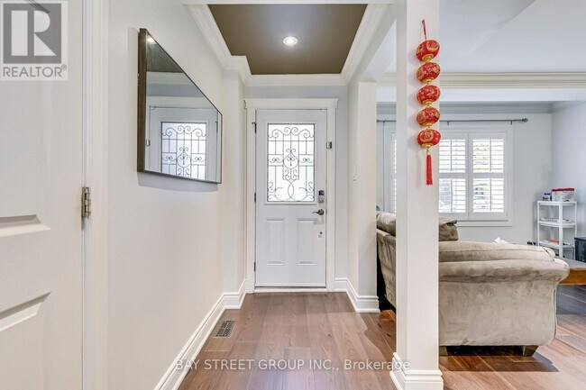 1118 Beechnut Rd in Oakville, ON - Building Photo - Building Photo