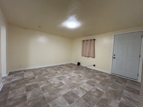 1024 Maple St in Fort Morgan, CO - Building Photo - Building Photo