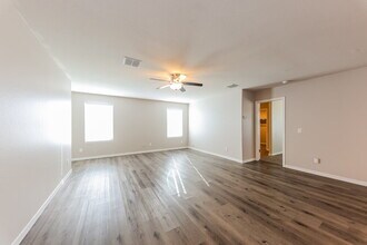 83 6th Ave W in Buckeye, AZ - Building Photo - Building Photo