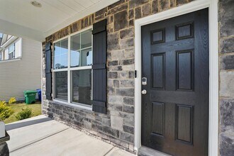 521 Glenwyck Ct in Fuquay Varina, NC - Building Photo - Building Photo