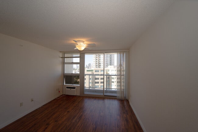 property at 1315 Kalakaua Ave