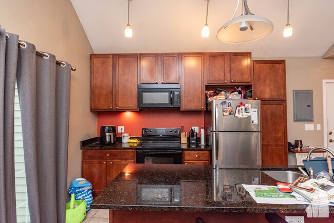 700 N Noble St, Unit 2w in Chicago, IL - Building Photo - Building Photo