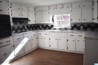 144 2nd St NW in Graysville, AL - Building Photo - Building Photo