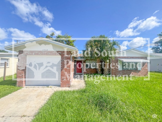 1928 Alexander Dr