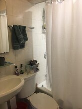 55 Thatcher St, Unit 3 in Brookline, MA - Foto de edificio - Building Photo
