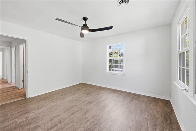 property at 519 S 13th St