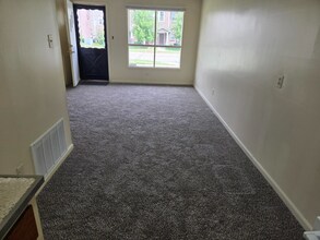 2431 Normandy Rd in Royal Oak, MI - Building Photo - Building Photo