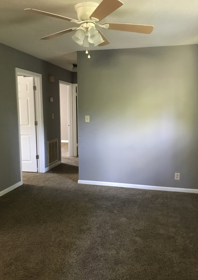 644 Lafayette Rd in Clarksville, TN - Building Photo - Building Photo