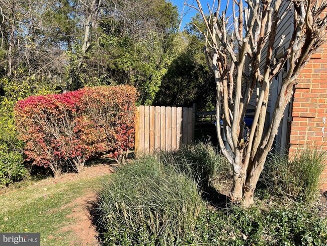 15077 Stillfield Pl in Centreville, VA - Building Photo - Building Photo