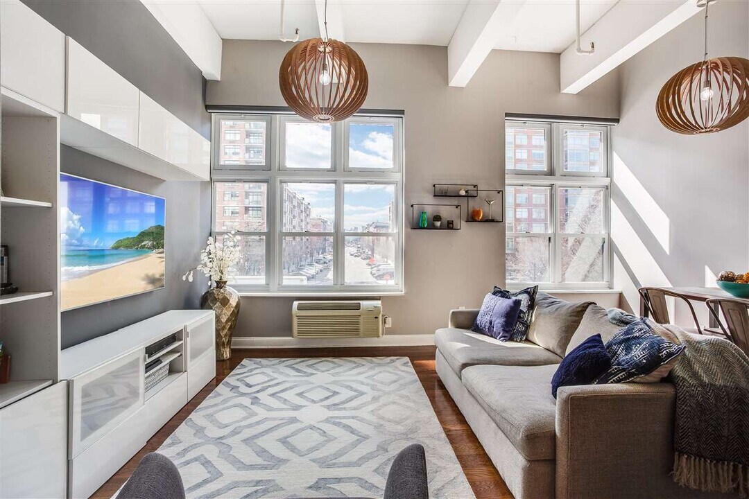 1500 Washington St in Hoboken, NJ - Building Photo