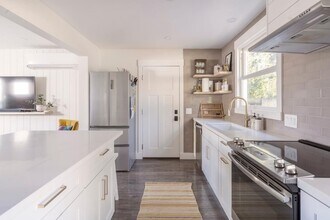 117 Dewitt Ave in Napa, CA - Building Photo - Building Photo