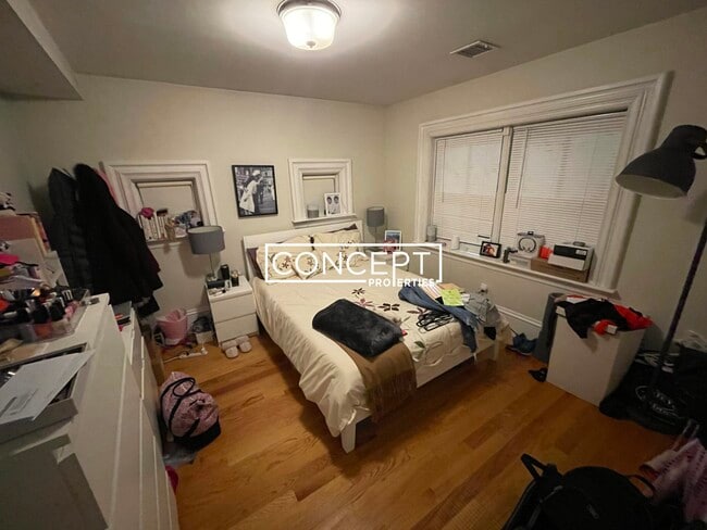 658 Massachusetts Ave, Unit 1B in Boston, MA - Foto de edificio - Building Photo