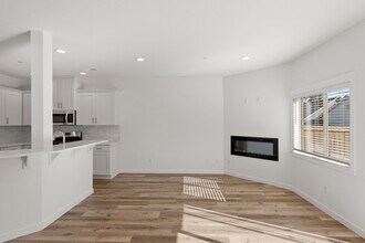 16740 SE Rebstock Pk Ln in Happy Valley, OR - Building Photo - Building Photo