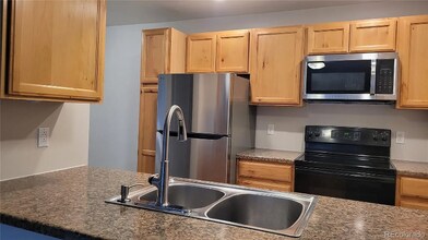 10890 W Evans Ave in Lakewood, CO - Building Photo - Building Photo