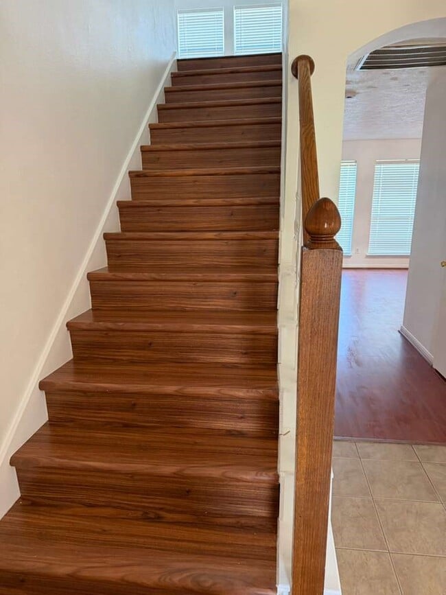 property at 15502 Lost Maples Dr