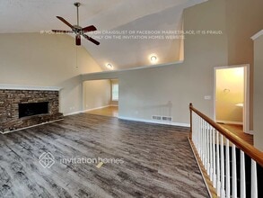 7190 Farm House Ln in Cumming, GA - Foto de edificio - Building Photo