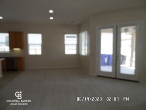 19301 Galloping Hill Rd in Apple Valley, CA - Building Photo - Building Photo