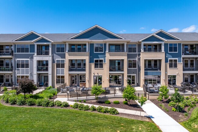 The Residences Howard Commons /Howard Lofts in Green Bay, WI - Foto de edificio - Building Photo