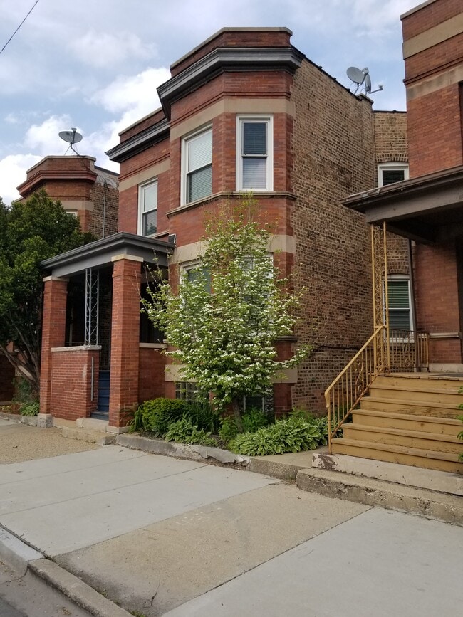 4929 N Western Ave, Unit #1