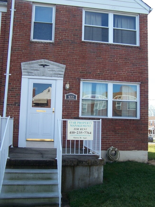 922 Elton Ave