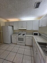 7959 NW 41 Ct in Fort Lauderdale, FL - Building Photo - Building Photo