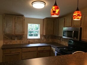 404 Kelley Blvd in Woodville, TX - Building Photo - Building Photo