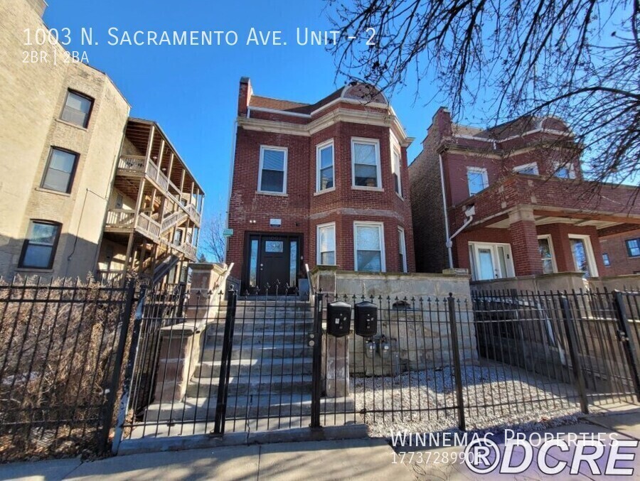 1003 N Sacramento Ave in Chicago, IL - Building Photo