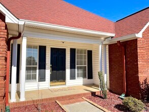 205 Ellicott Dr in Warner Robins, GA - Building Photo - Building Photo