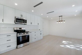 11256 SW 90th Ln in Miami, FL - Building Photo - Building Photo