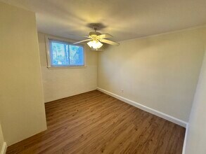 176 Summit Ave, Unit 5 in Quincy, MA - Foto de edificio - Building Photo