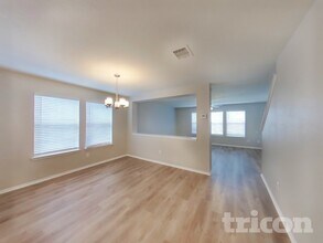 11059 Barclay Point in San Antonio, TX - Building Photo - Building Photo