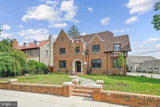 1605 Kennedy Pl NW in Washington, DC - Building Photo - Building Photo