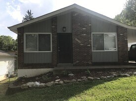 2379 Ida Ln in Arnold, MO - Building Photo