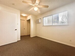 2721 Hemphill Park in Austin, TX - Building Photo - Building Photo