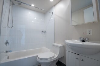 90 Crepeau Rue in St. Laurent, QC - Building Photo - Building Photo