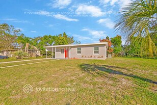 900 Horizon St in Deltona, FL - Building Photo