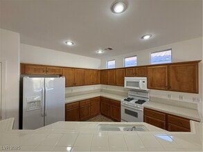 10596 Bardilino St in Las Vegas, NV - Building Photo - Building Photo