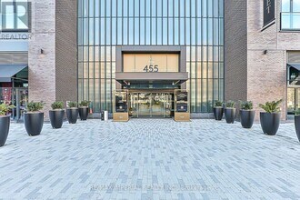 455 Wellington St W in Toronto, ON - Building Photo - Building Photo