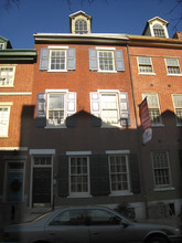 523 Pine St in Philadelphia, PA - Building Photo - Building Photo