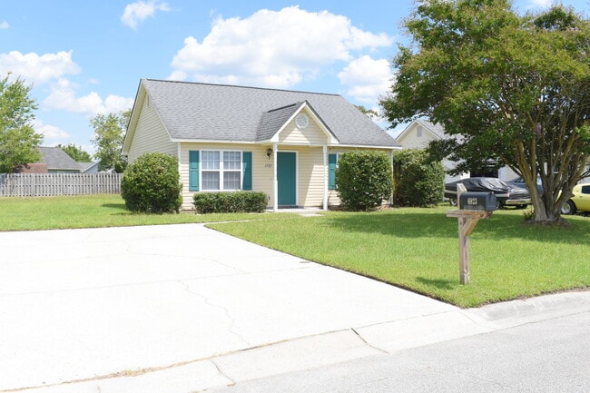 property at 6923 Alamosa Dr