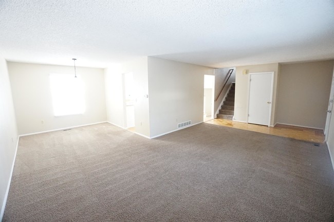 7047 S Fairfax St in Centennial, CO - Building Photo - Building Photo