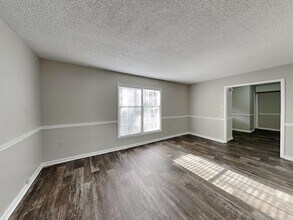 7222 Lea Wood Ln in Charlotte, NC - Building Photo - Building Photo